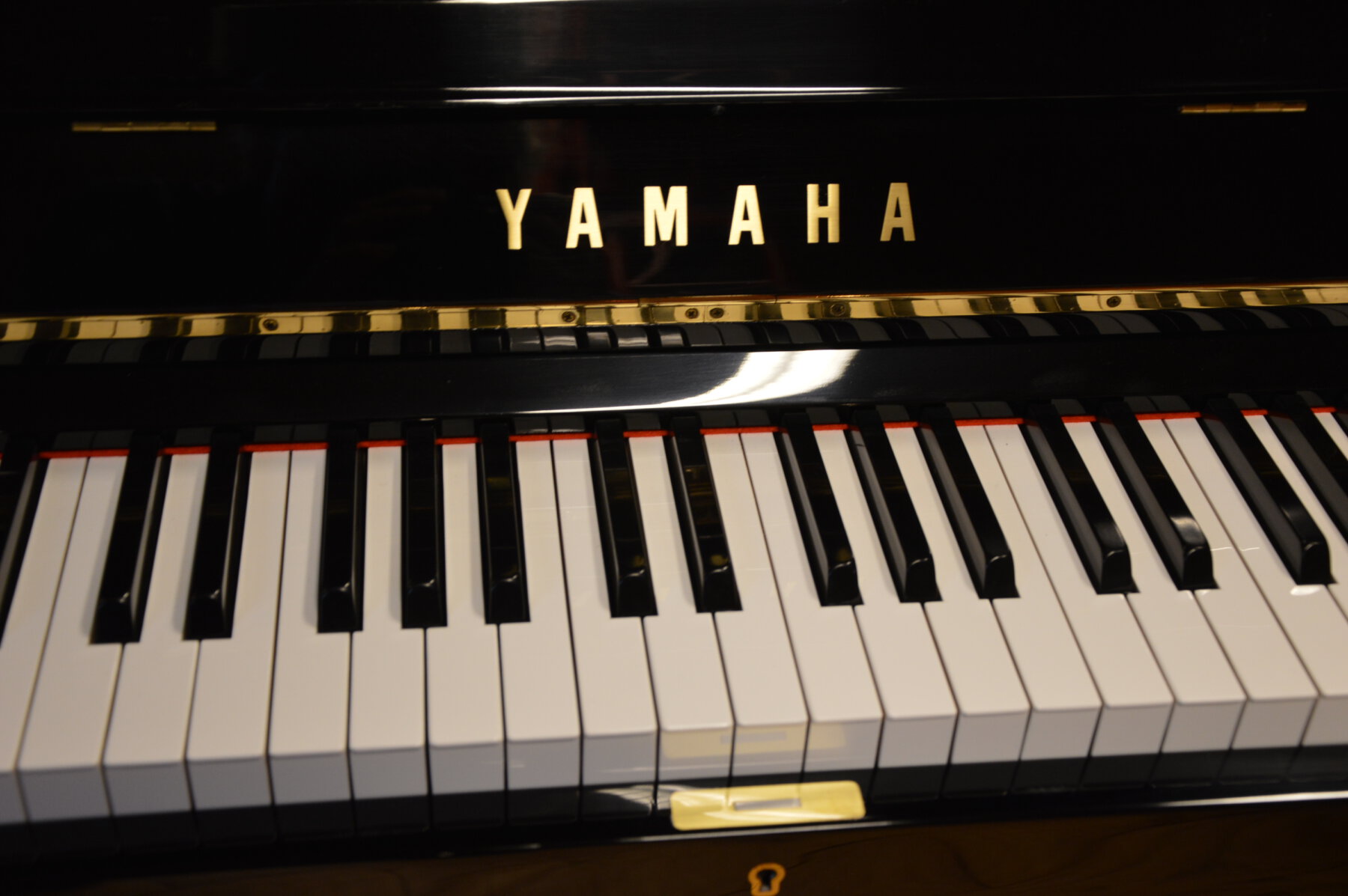 Yamaha piano U1